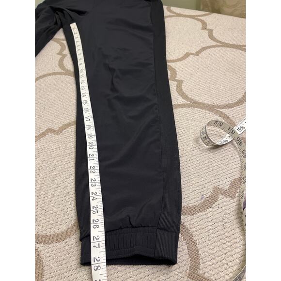 Athleta Black Brooklyn Lined Jogger pants, size 6, MSRP $98 - Picture 5 of 16